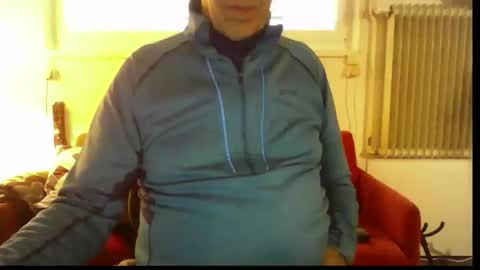 Snapshot of hartwichser1 chatting on September 15, 10:05 am hot n  nasty online show from September 15, 10:05 am