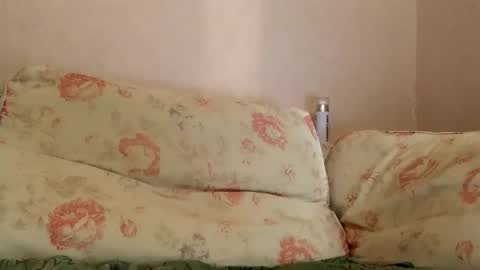 dee online show from November 18, 8:55 pm