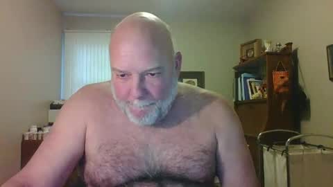 helloforfun111 online show from January 31, 2:07 pm