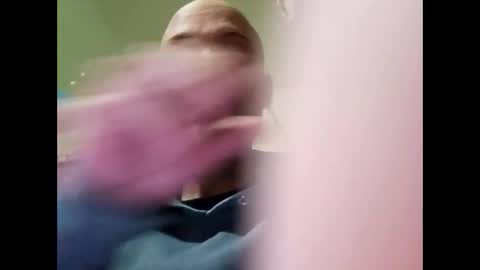 helloladysandgents online show from November 18, 5:11 am