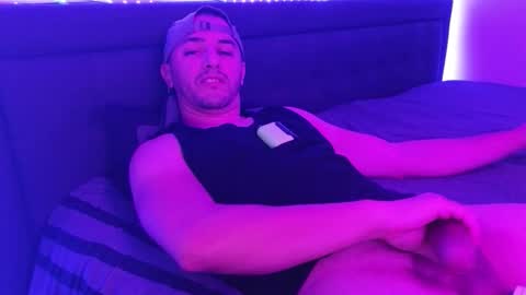 HENNIDRIP online show from November 28, 9:55 am