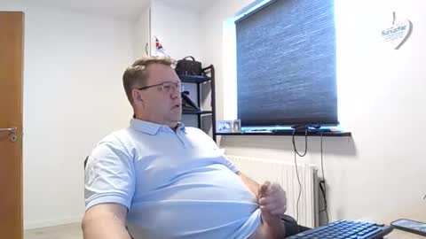 henrikrp1971 online show from March 7, 11:51 am