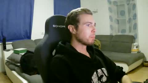 John Pearl online show from February 9, 9:08 pm