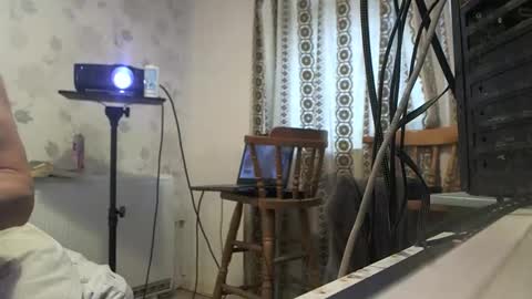 mature online show from November 4, 8:48 am