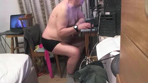 mature online show from March 2, 12:10 am