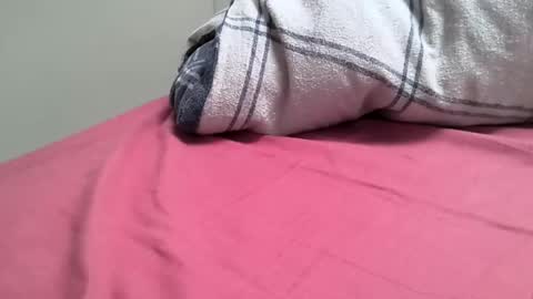 heyyou011 online show from February 28, 3:48 pm