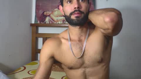 hideonbush online show from April 9, 4:57 pm