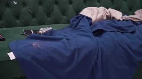 bootylicious online show from January 1, 1:15 am