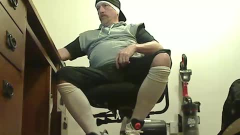 Snapshot of hockeybud chatting on February 2, 11:53 pm Rick online show from February 2, 11:53 pm