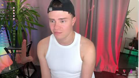 holy_eggs_00 online show from June 19, 7:14 am