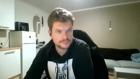 honeybunch24 online show from March 17, 9:50 pm