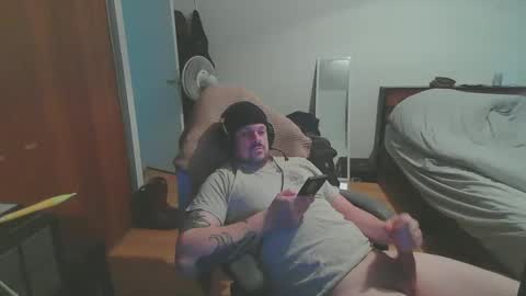 honeytaker online show from December 31, 6:35 pm