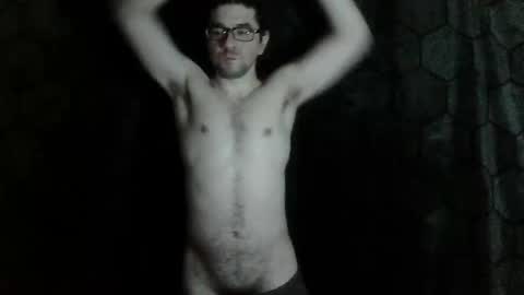 hornydude3435 online show from April 12, 3:31 am