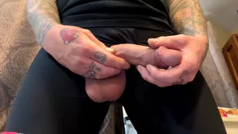 Hornyhumper online show from December 21, 1:53 pm