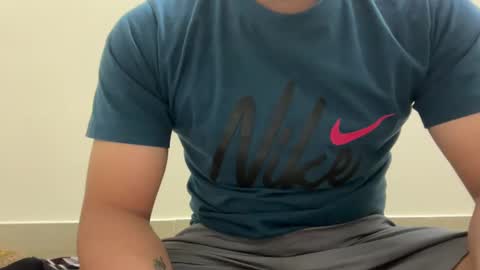 Ash online show from December 12, 5:37 pm