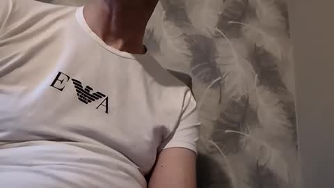 Snapshot of hornymilf39 chatting on February 15, 12:43 pm HawkTuah online show from February 15, 12:43 pm