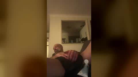 hornyonelooking1 online show from August 8, 11:06 am