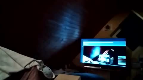 Snapshot of hornypaul84 chatting on October 19, 7:28 pm hornypaul84 online show from October 19, 7:28 pm
