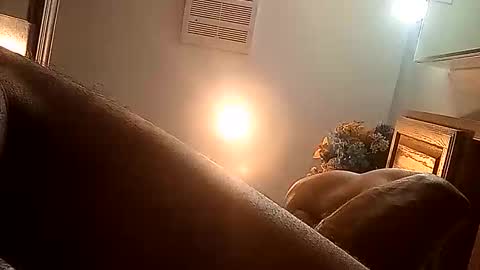 Snapshot of hornysaint310 chatting on February 22, 3:32 pm hornysaint310 online show from February 22, 3:32 pm