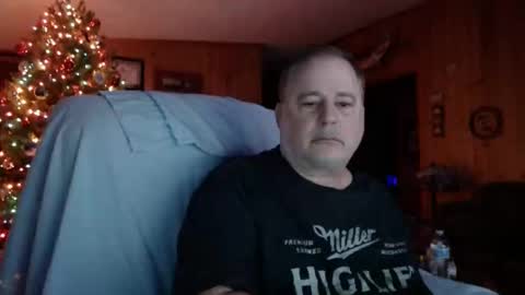 Snapshot of horsebigballs chatting on January 2, 7:01 am horsebigballs online show from January 2, 7:01 am