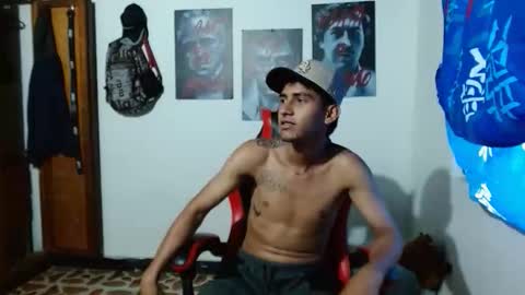 hot__mechanic online show from June 4, 10:38 pm