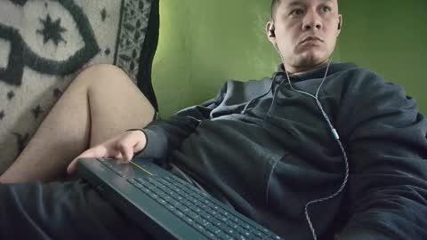 hot_guy36 online show from January 12, 3:27 pm