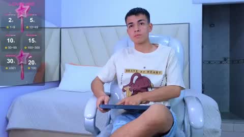 hotboy21_ online show from September 23, 3:28 am