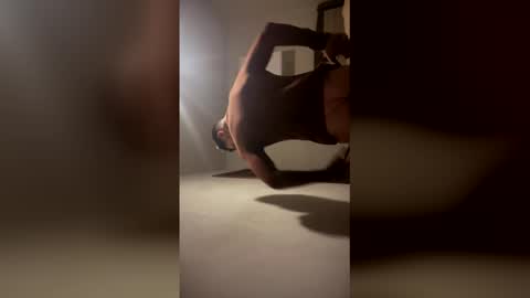 hotboybr011 online show from March 9, 2:27 am