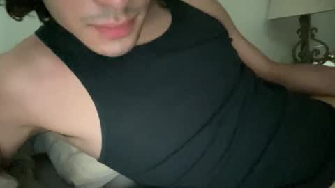 hotboyem online show from March 31, 7:15 pm