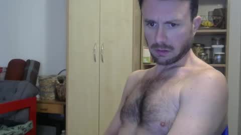 Le jardinier sexy online show from March 19, 10:24 pm