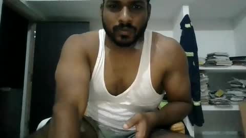 hothunkman352176 online show from July 21, 5:26 pm