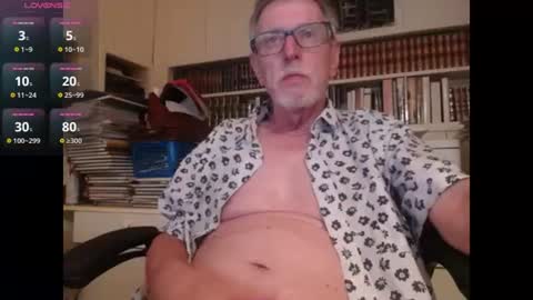 hotlux_54 online show from July 11, 11:18 pm