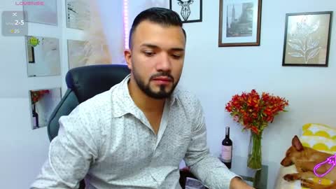 Snapshot of hotmathewv chatting on February 6, 3:48 am mathew online show from February 6, 3:48 am