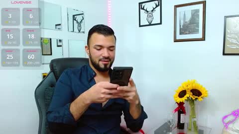 Snapshot of hotmathewv chatting on February 21, 12:16 am mathew online show from February 21, 12:16 am