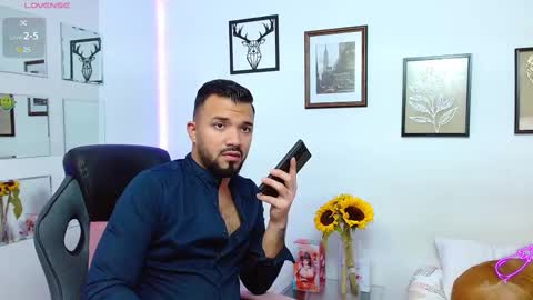 Snapshot of hotmathewv chatting on February 27, 10:42 pm mathew online show from February 27, 10:42 pm