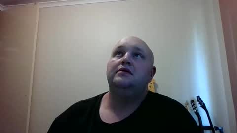 Snapshot of hotrodder323 chatting on March 4, 8:02 am hotrodder323 online show from March 4, 8:02 am