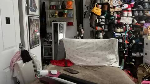 hotstuff775616 online show from February 14, 5:13 am