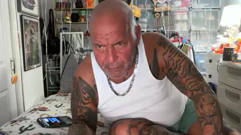 hotstuff775616 online show from December 5, 2:40 am