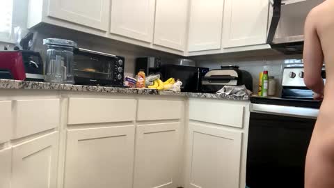 hottiewithabody101 online show from September 12, 11:05 pm