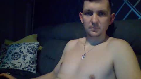 hotuk86 online show from February 26, 9:25 pm