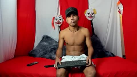 Snapshot of hotvain_cum23 chatting on October 14, 7:54 pm hotvain_cum23 online show from October 14, 7:54 pm