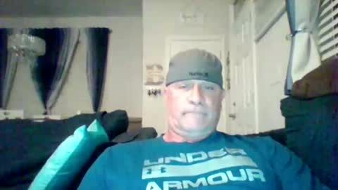 hotyummycock69 online show from April 11, 2:08 am