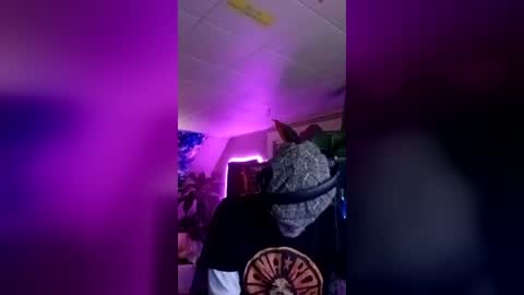 SeanPatrick online show from June 25, 9:58 am