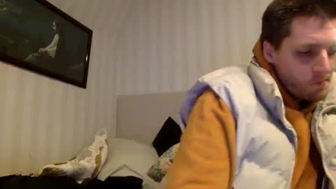 hugeswedishviking online show from January 31, 12:18 pm