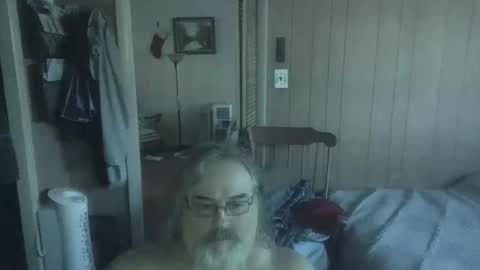 lonely huggy bear online show from March 8, 1:37 pm