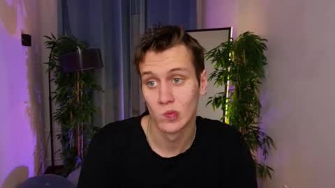 Hunter steele online show from October 23, 2:42 pm