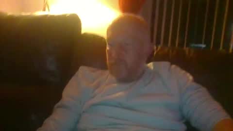 Snapshot of hung69foryou chatting on December 31, 11:17 pm hung69foryou online show from December 31, 11:17 pm