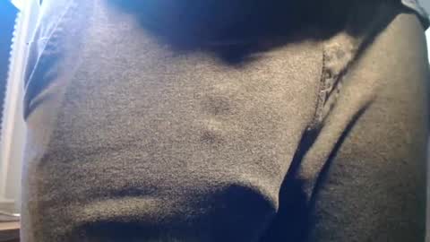 Big uncut cock dripping online show from April 20, 9:06 pm