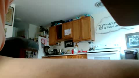 hunglikeahorse063790 online show from May 12, 10:51 pm