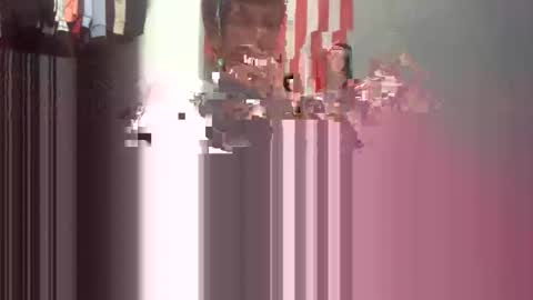 Snapshot of hungsolo1995 chatting on October 7, 11:25 am hungsolo1995 online show from October 7, 11:25 am